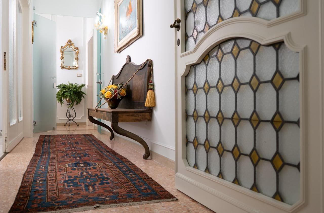 B&B Beroni A Venezia Bagian luar foto