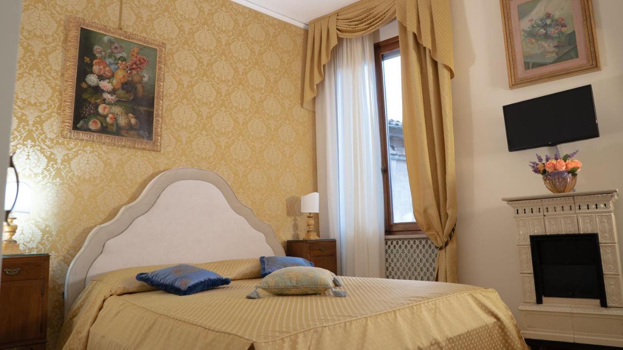B&B Beroni A Venezia Bagian luar foto