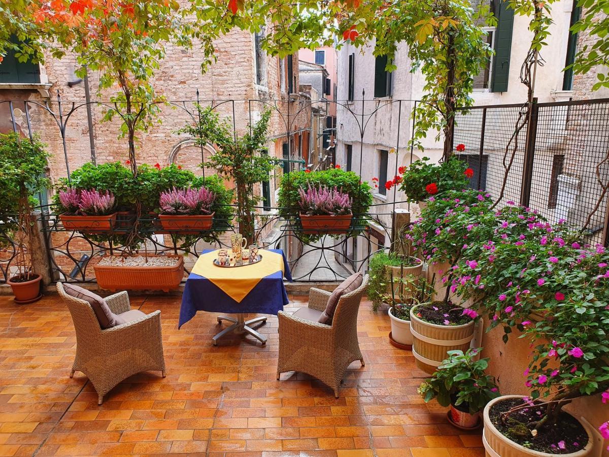 B&B Beroni A Venezia Bagian luar foto