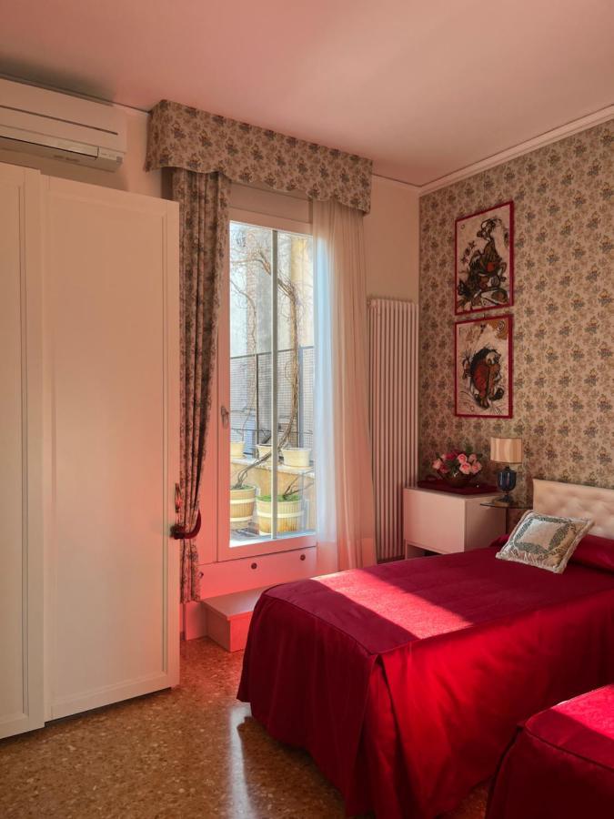 B&B Beroni A Venezia Bagian luar foto