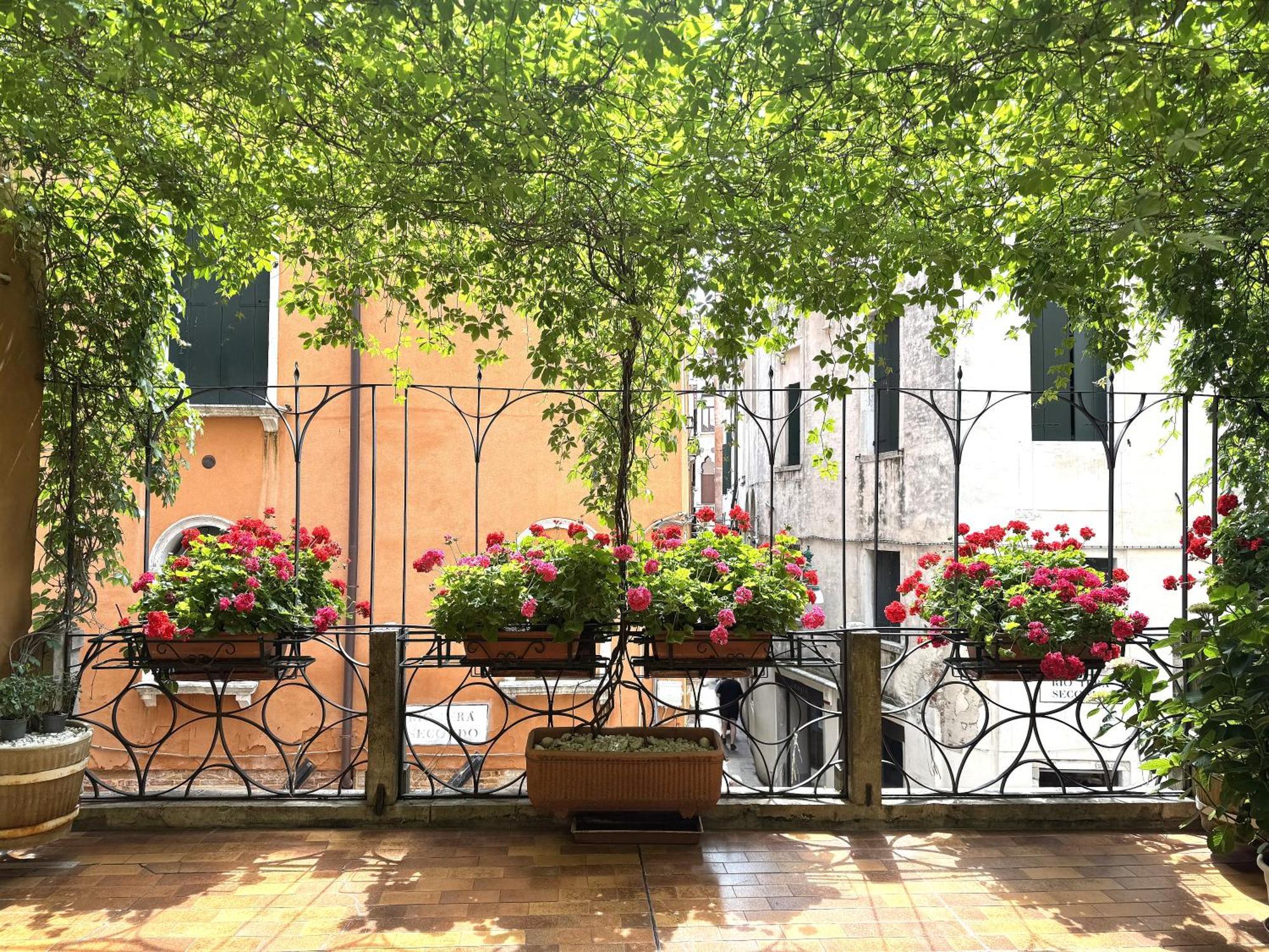 B&B Beroni A Venezia Bagian luar foto